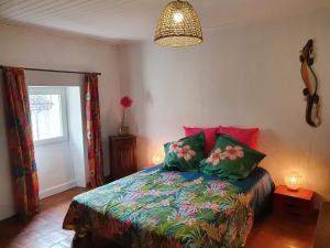 Postel nebo postele na pokoji v ubytování Gite Le jardin de Céline