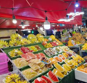 公寓内部或周边的超市或其他商店