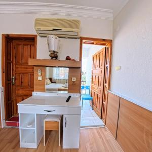 Kuchyň nebo kuchyňský kout v ubytování Kervansaray Hotel