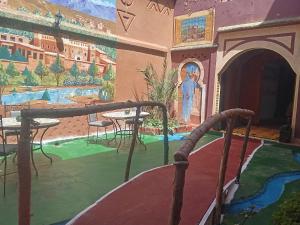 Bazén v ubytování kasbah amlal nebo v jeho okolí