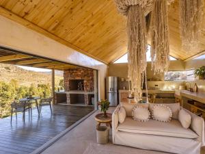 Khu vực ghế ngồi tại Ashanté Boutique Retreat
