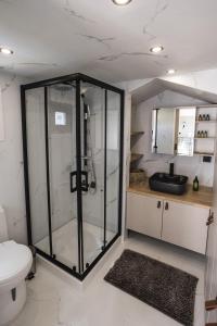 Koupelna v ubytování ARIETES MARMONT Tiny Houses