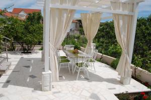 Balkón nebo terasa v ubytování Apartment Stipe + 40 fotografií