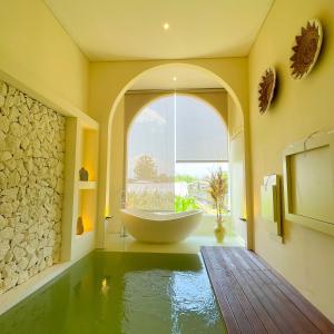 Bazén v ubytování Honeymoon private pool villa - bohemian vibes nebo v jeho okolí