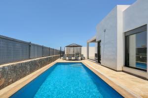 Πισίνα στο ή κοντά στο Villa Dorada del Roque