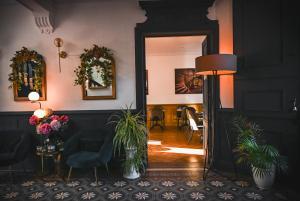 Posezení v ubytování HOTEL DES DAUPHINS