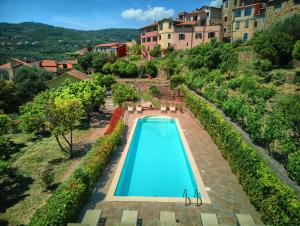 Φωτογραφία από το άλμπουμ του Casa immersa nella natura con piscina, Ac e wifi 3 σε Isolalunga +27 φωτογραφίες