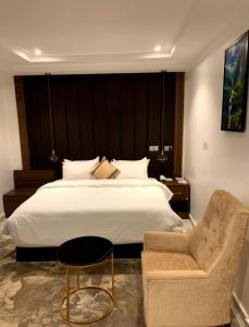 Katil atau katil-katil dalam bilik di Asokoro Hotel, close to Force Hq and Ecowas, Gym, Swimming Pool, Wifi