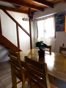 Χώρος καθιστικού στο Cabaña Trabun Lago Puelo +3 φωτογραφίες