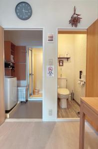 伊勢神宮内宮前一民泊宿 i s e s h i m a 203一最大5名にあるバスルーム