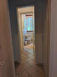Ένα μπάνιο στο Holiday Inn Mirida +28 φωτογραφίες