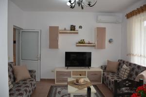 Φωτογραφία από το άλμπουμ του Guesthouse Odobashi σε Çorovodë