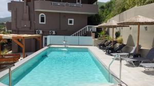 Bazén v ubytování Zante Luxury SeaView Villa with Private Pool nebo v jeho okolí