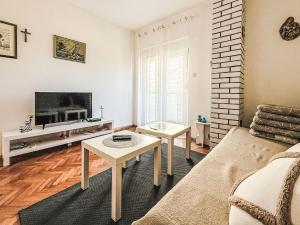TV/Unterhaltungsangebot in der Unterkunft Apartment Lucia by Interhome