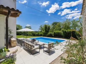 Πισίνα στο ή κοντά στο Holiday Home Marija by Interhome