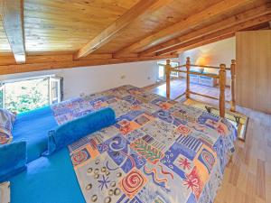 Postel nebo postele na pokoji v ubytování Holiday Home Karolina by Interhome