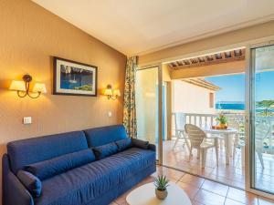 Posezení v ubytování Apartment Les Rivages de Coudoulière-9 by Interhome