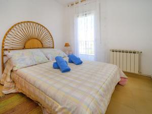 Postel nebo postele na pokoji v ubytování Holiday Home Envalira by Interhome