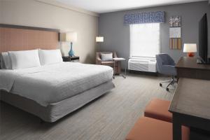 Postel nebo postele na pokoji v ubytování Hampton Inn & Suites Yonkers - Westchester