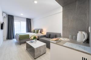 Afbeelding uit fotogalerij van Millennium Apartments Budva in Budva +45 foto's