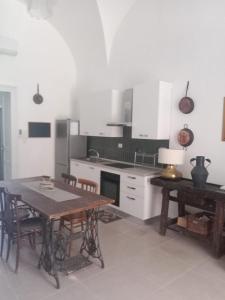 Η κουζίνα ή μικρή κουζίνα στο CasaStazionePicanello