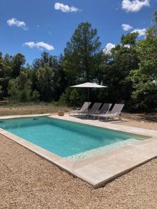 Piscina di Villa Le Gourdon - Piscine & Tranquillité o nelle vicinanze