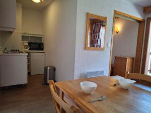 Imagen de la galería de Charmant Appartement 3 Pièces Ski-In/Ski-Out - FR-1-807-121, en Saint-François-Longchamp