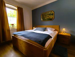Postel nebo postele na pokoji v ubytování Gasthaus & Pension Zirkelstein