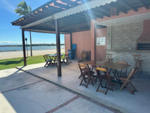 Gallery image of Golden Lake Condominio in Arraial do Cabo