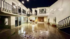 an empty hallway of a building at night at Casa Mia Nanacamilpa Luciernagas in Nanacamilpa