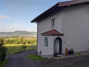 Nespecifikovaný výhled na hory nebo výhled na hory při pohledu z apartmánu