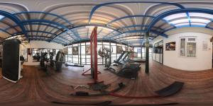 Spordikeskus ja/või sportimisvõimalused majutusasutuses Mystic Vibes International Fitness Commune
