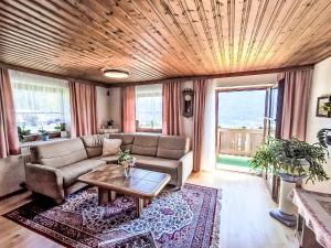 Ruang duduk di Apartment Tobias 3 by Interhome