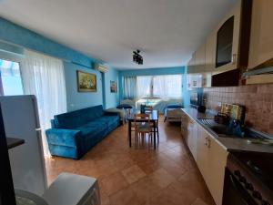 Kuchyň nebo kuchyňský kout v ubytování Sea view apartment 1 + 5 fotografií