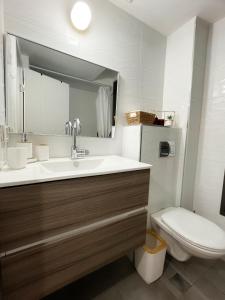 Photo de la galerie de l'établissement דירה מושלמת על הים באכזיב, à Nahariya