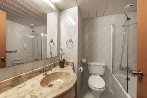 Antigoni Hotel的一间浴室