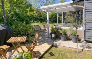 Κήπος έξω από το Stunning Home In Gilleleje With Wifi +11 φωτογραφίες