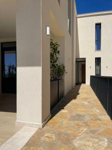 Φωτογραφία από το άλμπουμ του South Villas and Suites σε Dhërmi