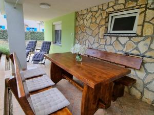 TV a/nebo společenská místnost v ubytování Apartment Deni