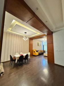 Imagen de la galería de Full furnished 3bed room apartment, en Dirē Kʼalu