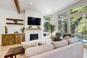 Gallery image of Whispering Waters Retreat in Pacific City