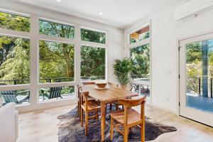 Gallery image of Whispering Waters Retreat in Pacific City