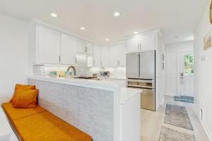 Gallery image of Seabreeze in Holden Beach