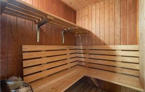 Fotografie z fotogalerie ubytování Nice Home In Harboøre With Sauna v destinaci Harboør + 13 fotografií