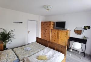 Katil atau katil-katil dalam bilik di Quaint Room in Modern Flat