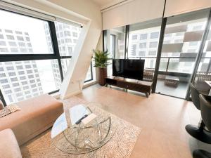 TV a/nebo společenská místnost v ubytování Pixel Studio withBalcony Lake View Free Parking 1405