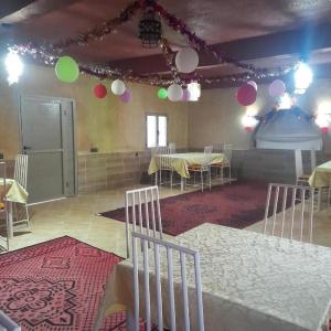 Restaurace v ubytování RestCamp ErgChebbi