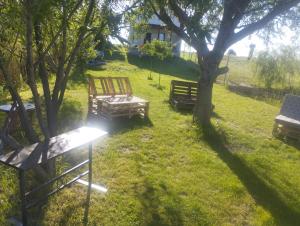 Gallery image of Emily in Bukorovac