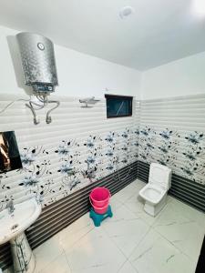 Gallery image of Kedar bliss heaven inn in Gaurikund +14 photos