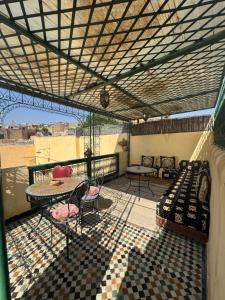 Balkón nebo terasa v ubytování Le panoramique de Fes